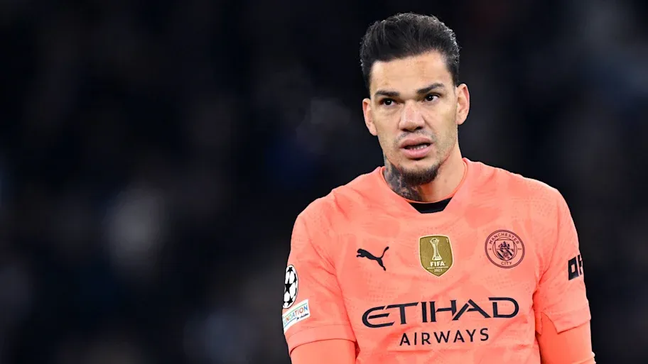 FIFPRO最佳阵容引发争议！球迷：埃德森凭什么入围？